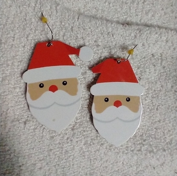 Vintage Jewelry - Large Santa clause Christmas 🎁 wire dangle earrings